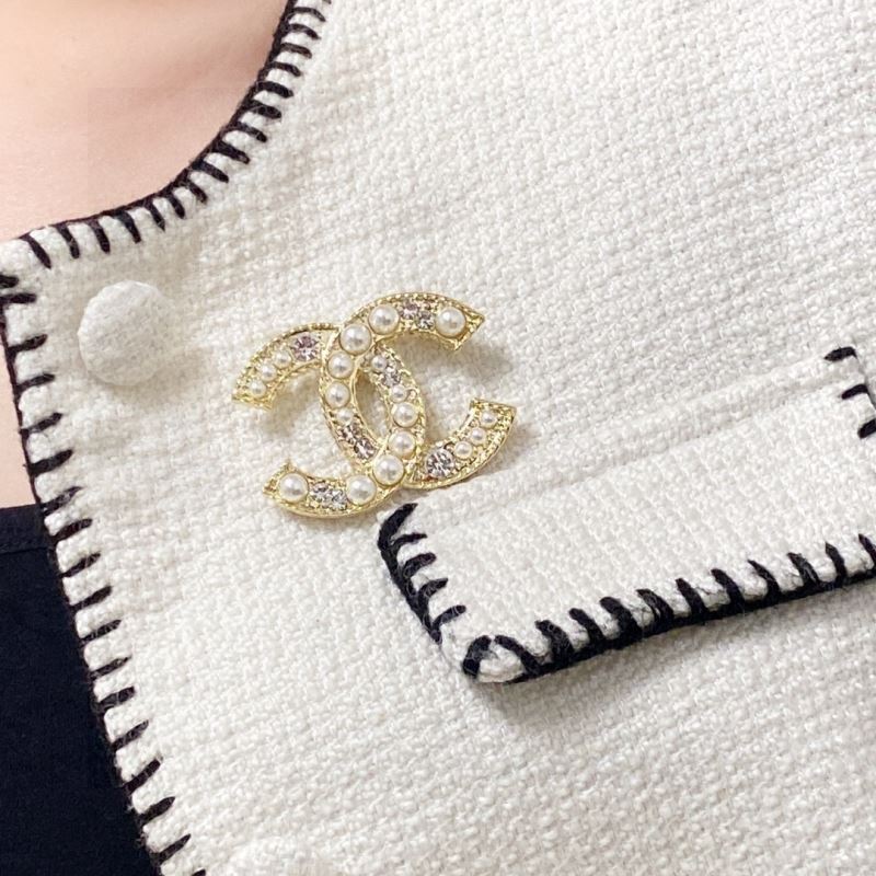 Ch*el brooches